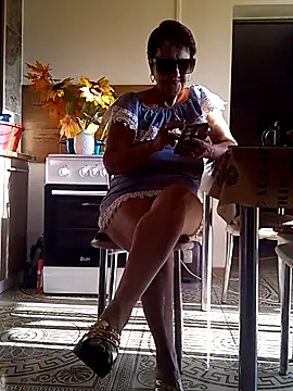 Ely Elenita online show from September 20, 2:37 pm