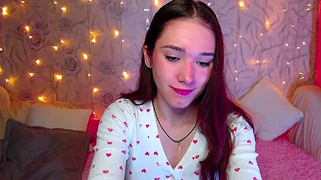 fluffy kitty  online show from October 7, 1:15 pm