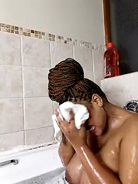 curvybigassqueen online show from March 10, 1:53 am