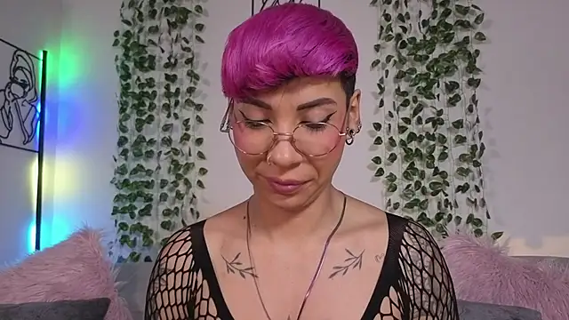 MiaMorgan  online show from March 23, 2:34 pm