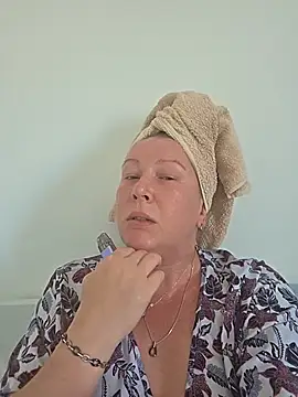 YOUR ELENA online show from June 27, 2:34 pm