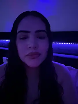 iTrapXXX online show from March 5, 6:37 pm