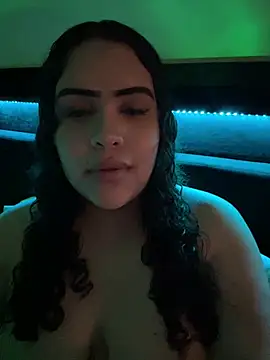 iTrapXXX online show from March 28, 8:47 am