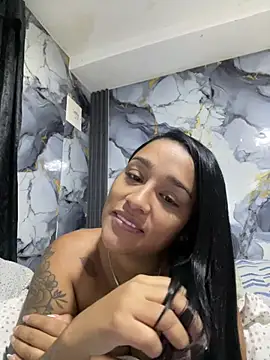 KatalinnaBrown online show from February 25, 11:20 am