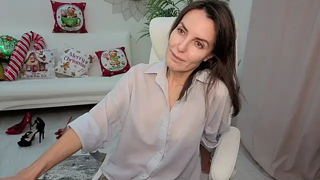 Beylly online show from December 4, 5:57 pm