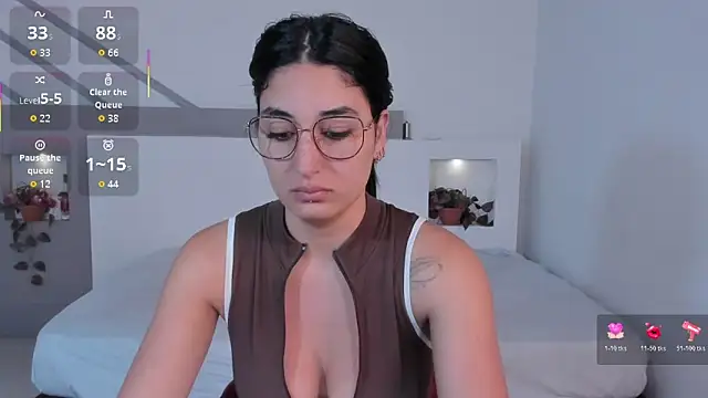 ScarlettWet9 online show from November 9, 10:55 am