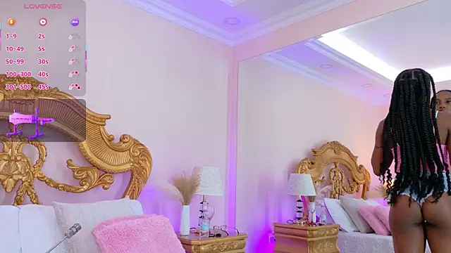 AshleyFerri online show from April 5, 11:20 am