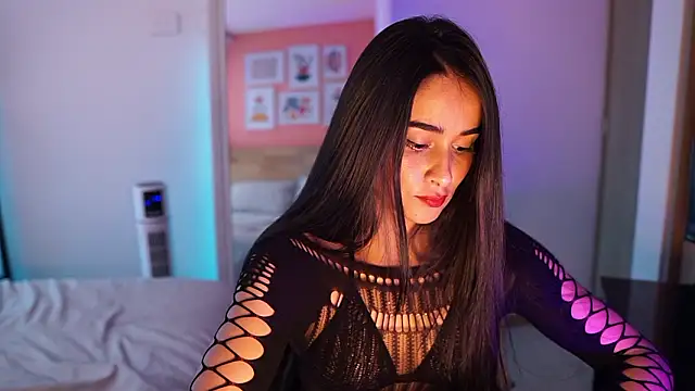 abigail adamss online show from February 28, 10:09 pm