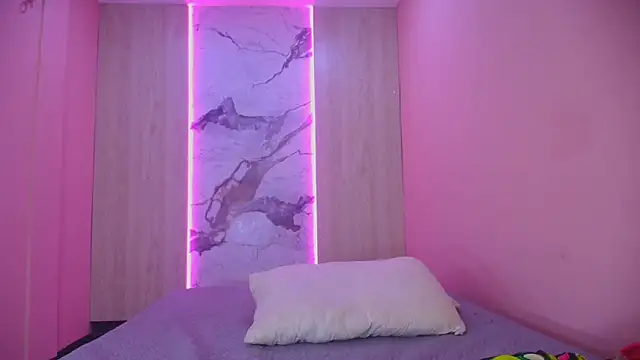 Charlotte Love10 online show from October 22, 11:37 am