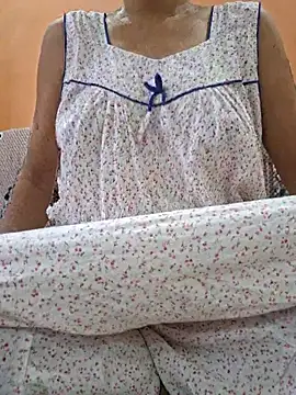 Melody Shyla online show from October 17, 12:58 am