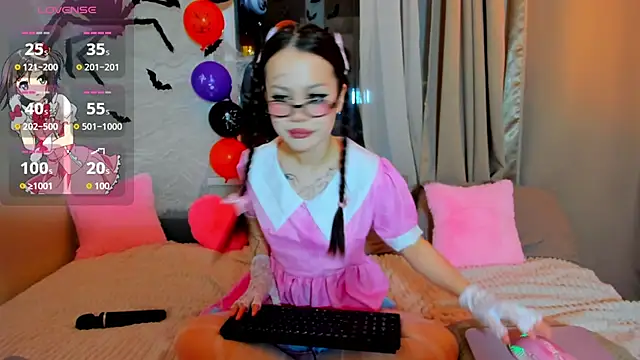 Anikka Liam online show from October 30, 11:28 pm