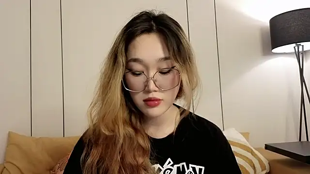 Jennatyan online show from March 23, 7:25 am