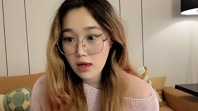 Jennatyan online show from April 15, 7:53 am