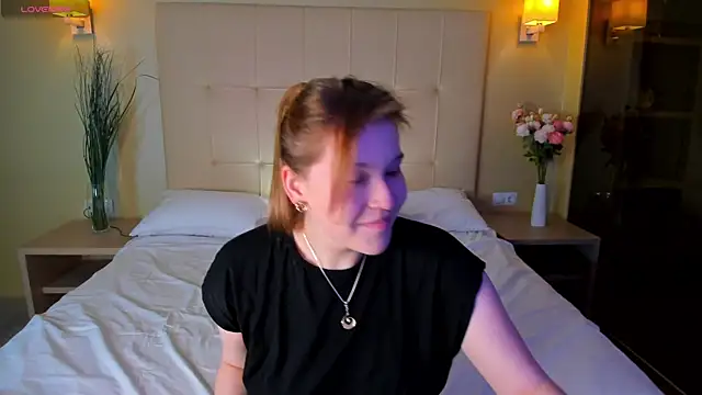 Colleen Blake online show from October 20, 4:54 pm