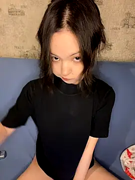 lalallalalaa- online show from September 12, 1:40 pm