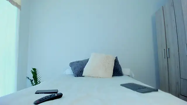 andyylove jk online show from April 17, 12:51 pm