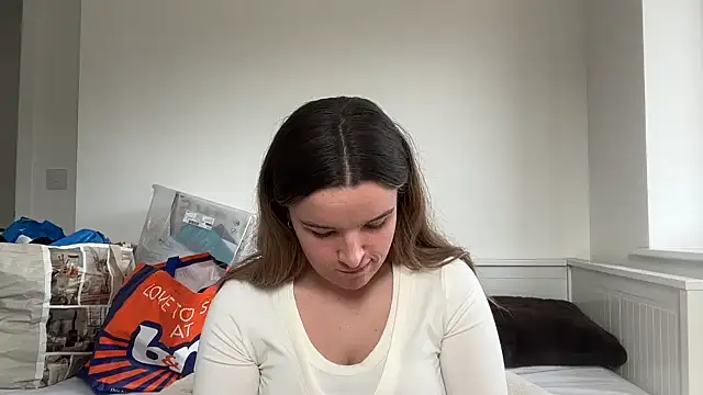 maisiesmithx online show from April 10, 1:39 pm