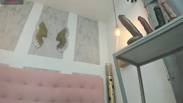 zhamira 21 online show from February 3, 9:40 pm