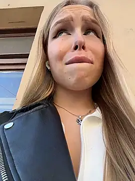 Liza risky online show from October 8, 11:58 am