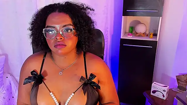 conielaurenth online show from October 4, 10:54 am