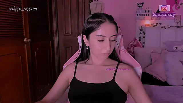 gabyye capprins online show from February 13, 12:56 am