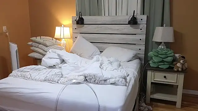 TexasTattooedHouseWife online show from October 17, 1:47 pm