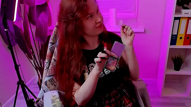 CarolGiggly online show from February 25, 7:12 pm