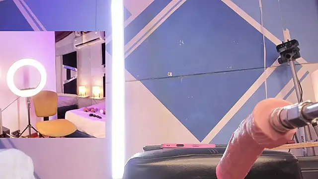 BritannyClaire online show from February 8, 6:28 am