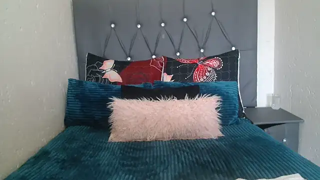 slimbigass online show from October 5, 9:25 am