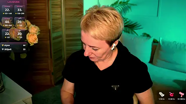 Nika Smit online show from September 27, 6:42 am