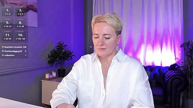 Nika Smit online show from October 12, 10:39 am