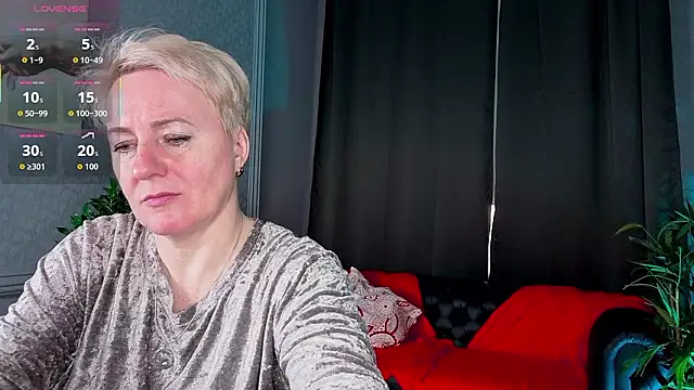 Nika Smit online show from February 13, 9:22 am