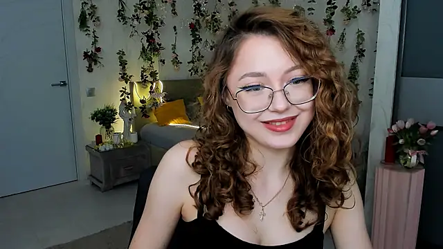 SereneFlame online show from April 17, 12:29 pm