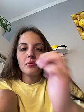 AmiLavs online show from October 5, 10:42 am