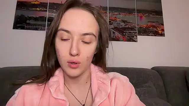 EmilyWi  online show from February 15, 9:36 pm