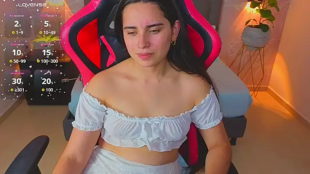 angelica dymond online show from December 18, 7:40 pm