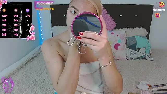 giuliana andrade online show from December 4, 1:41 am