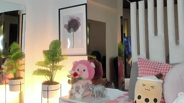 Kitty Eliffe online show from October 4, 10:58 pm