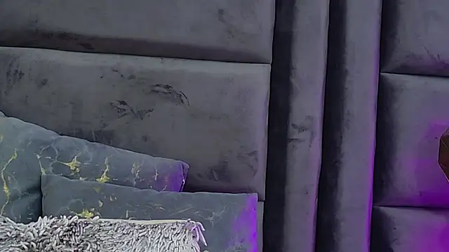 VanessaGlenn online show from March 14, 7:48 pm