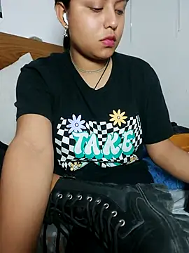 azulzulix online show from April 16, 2:56 am