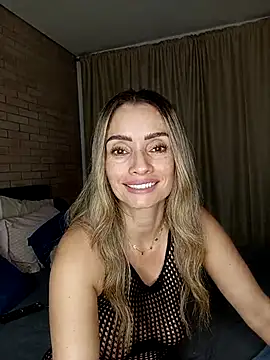 Loly Horny online show from April 30, 1:33 am