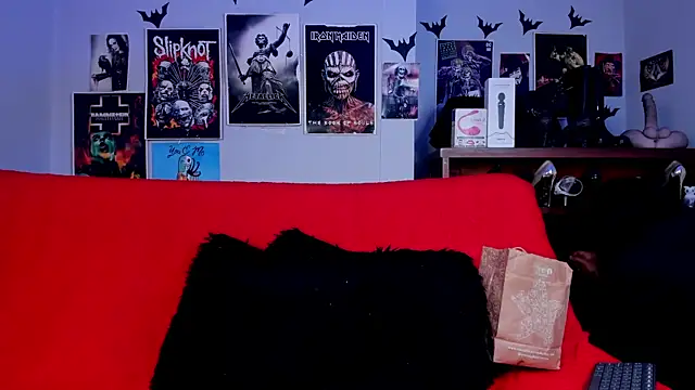 lilith-deveraux online show from May 27, 4:15 pm