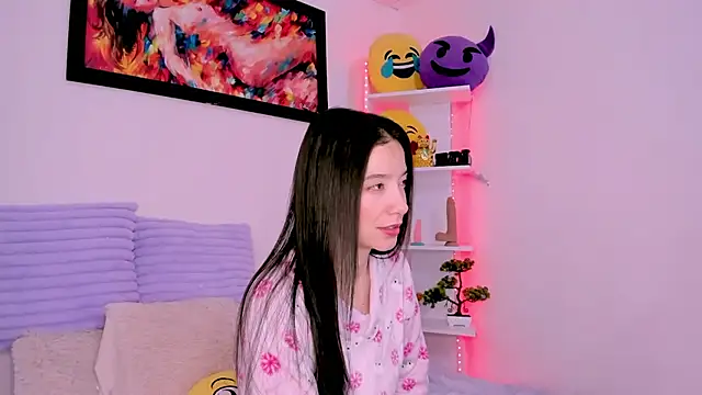 Manuelaa mejiia online show from September 28, 3:17 pm