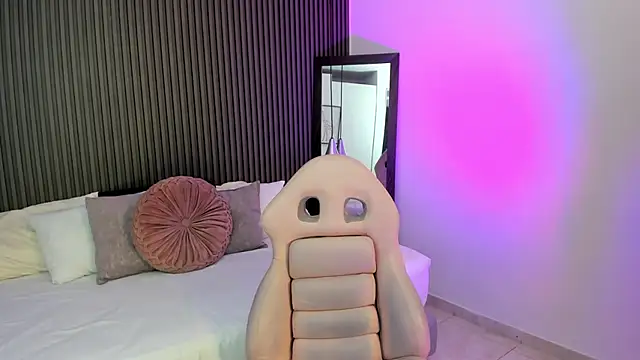 sammybrunette1 online show from October 19, 9:28 pm