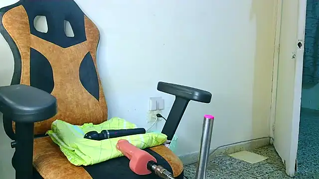 Samary thomas online show from January 11, 4:17 am