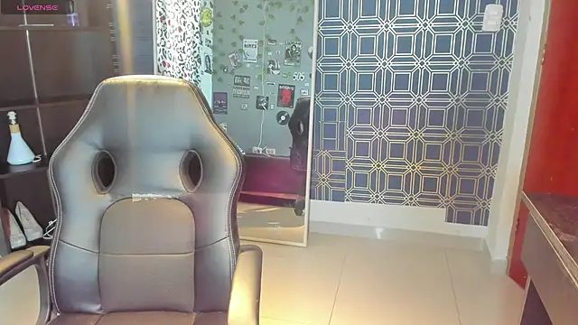  maria foxx  online show from November 22, 7:05 pm