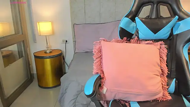  maria foxx  online show from February 16, 5:57 pm