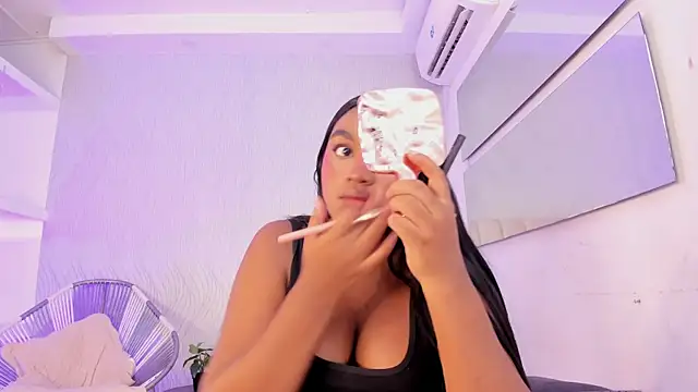 kayna gomez online show from October 8, 7:40 pm