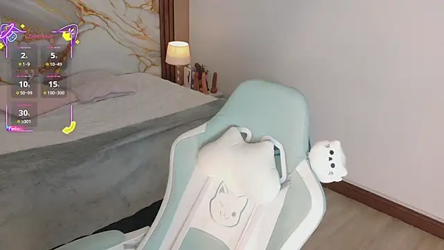 ahvi ebony online show from February 8, 1:59 pm