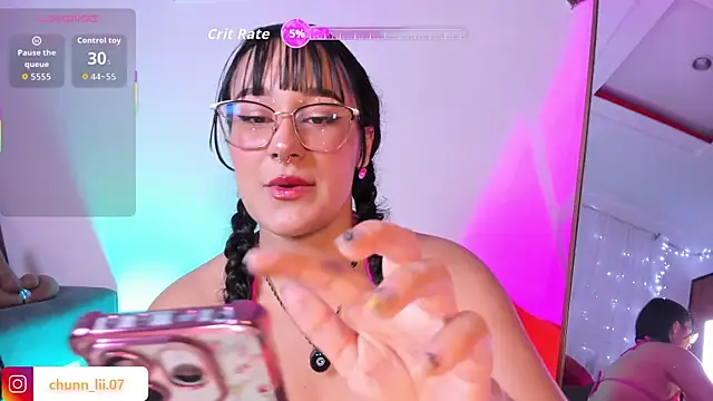 chunn liioo online show from November 8, 12:48 am